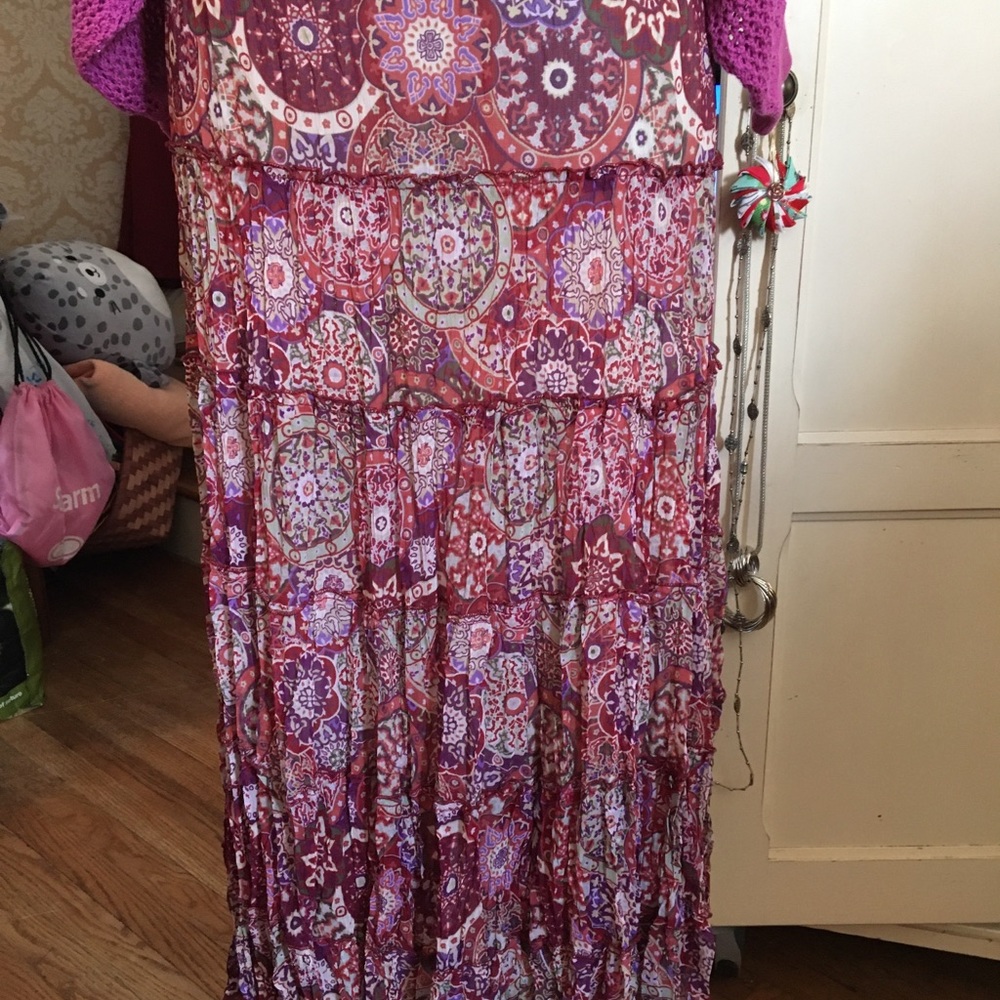 Beautiful Christopher & Banks Tiered Skirt - Medium